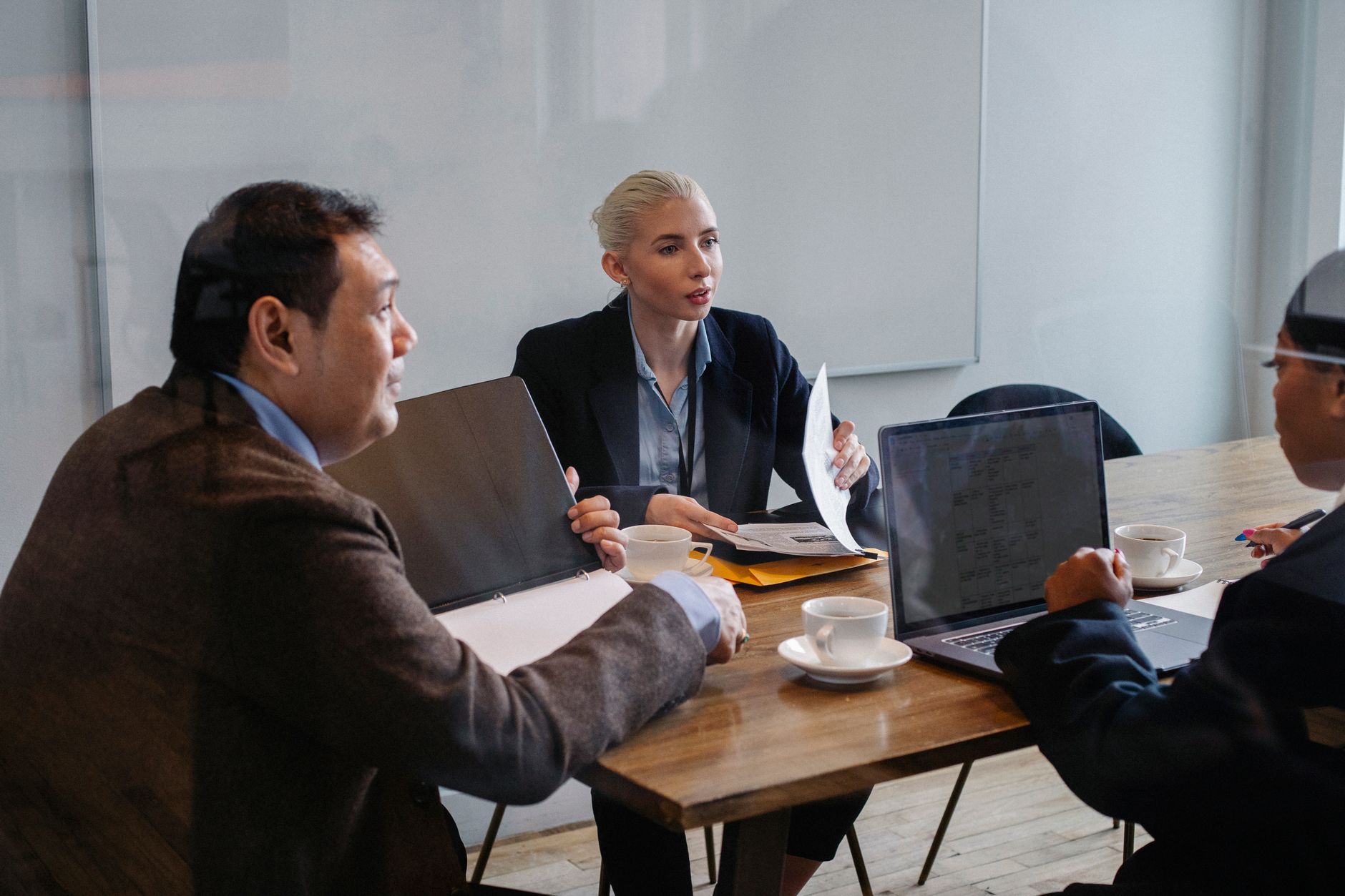 Plataformas de CRM: Guia Prático para Iniciantes de Negócios