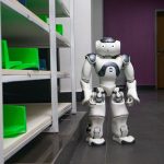 Como o idioma altera os resultados de testes de personalidade das IAs como ChatGPT