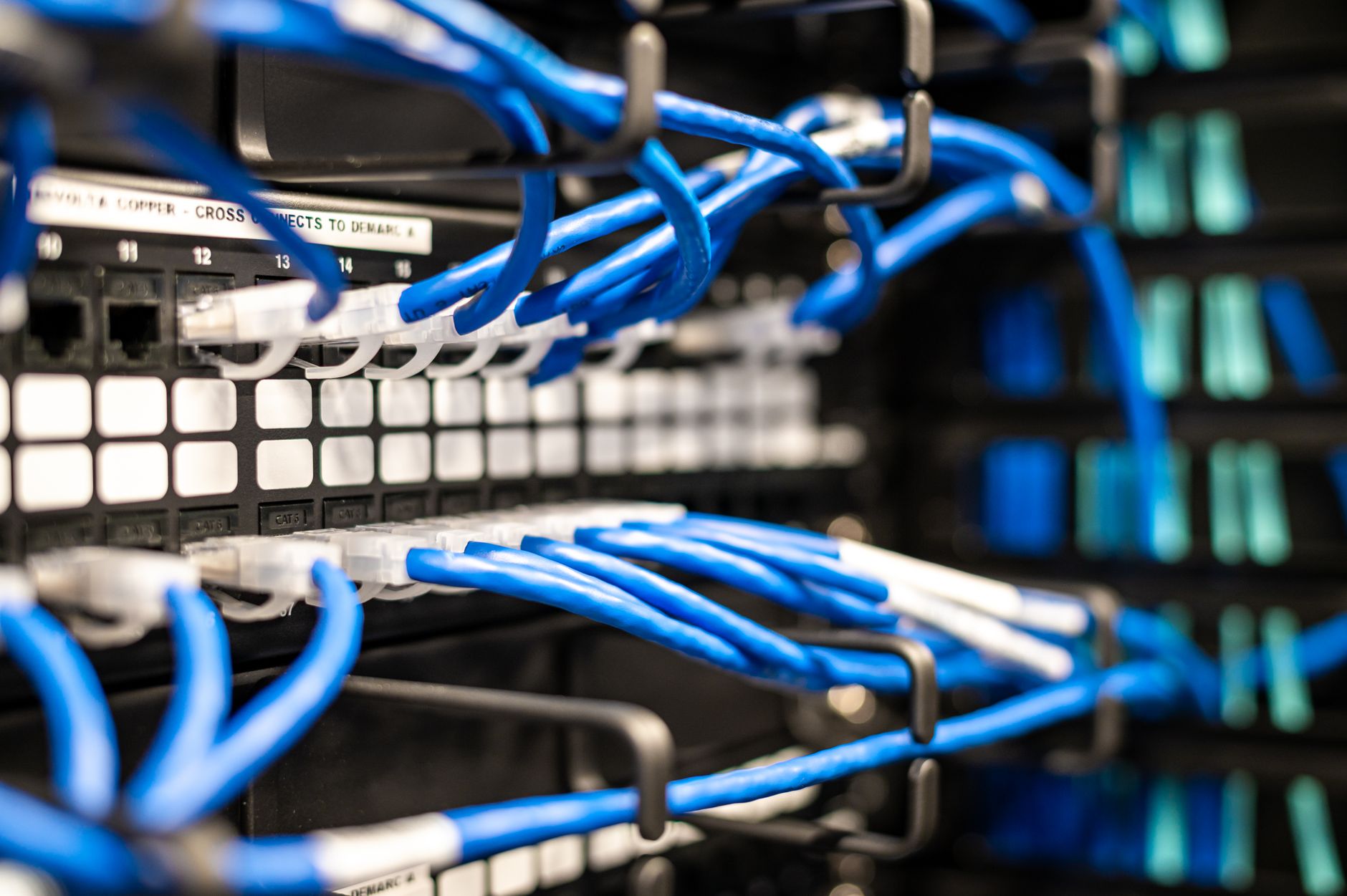 OpenAI impede acesso à internet das IAs avançadas por falhas de segurança